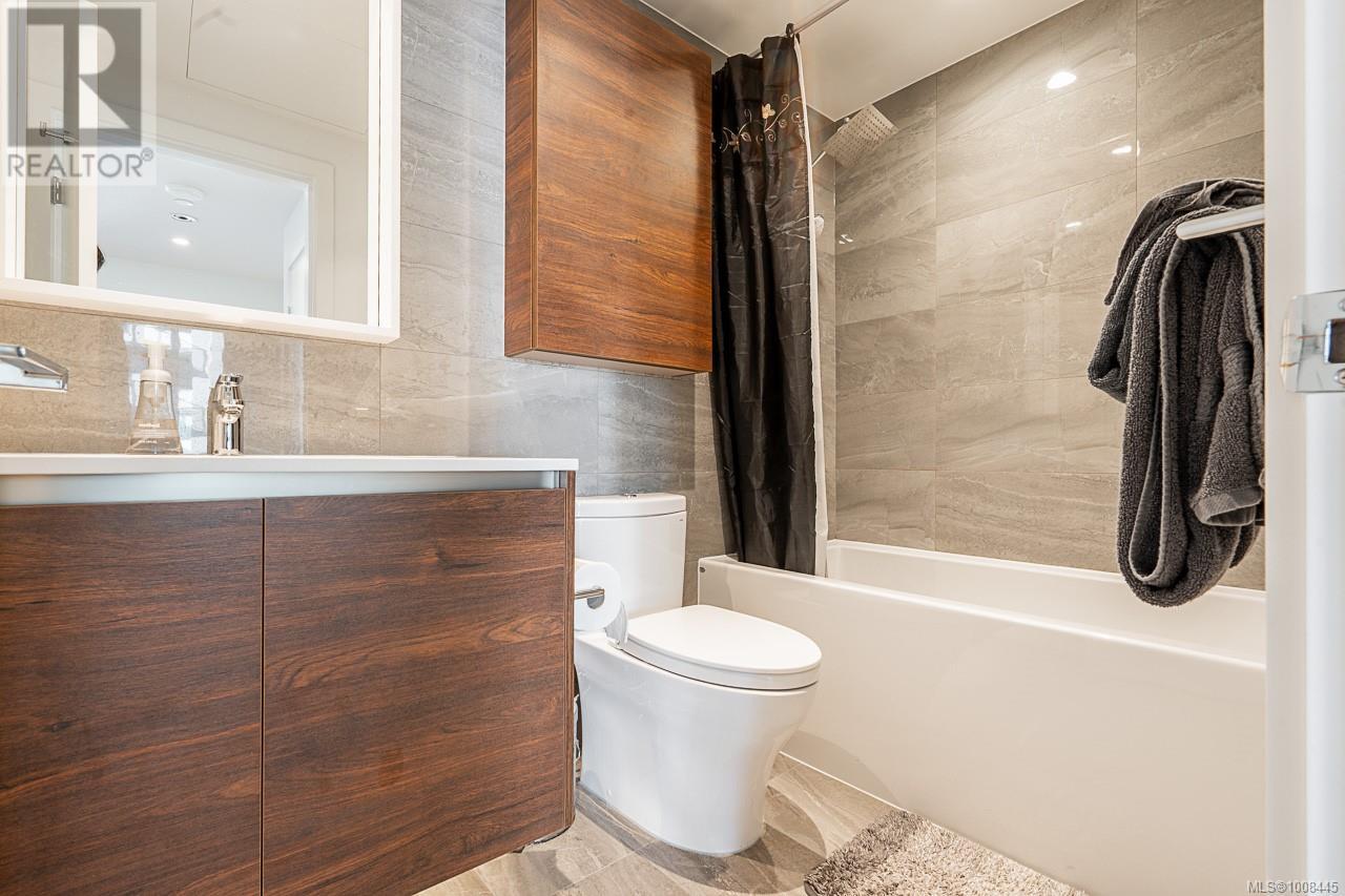 Photo 39 of 604 369 Tyee Rd, Victoria BC