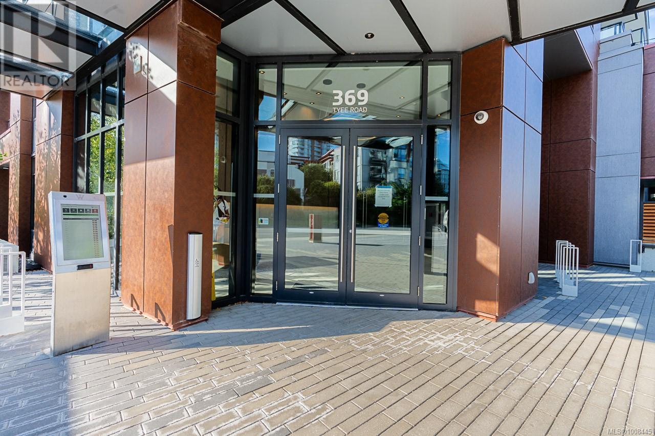 Photo 12 of 604 369 Tyee Rd, Victoria BC