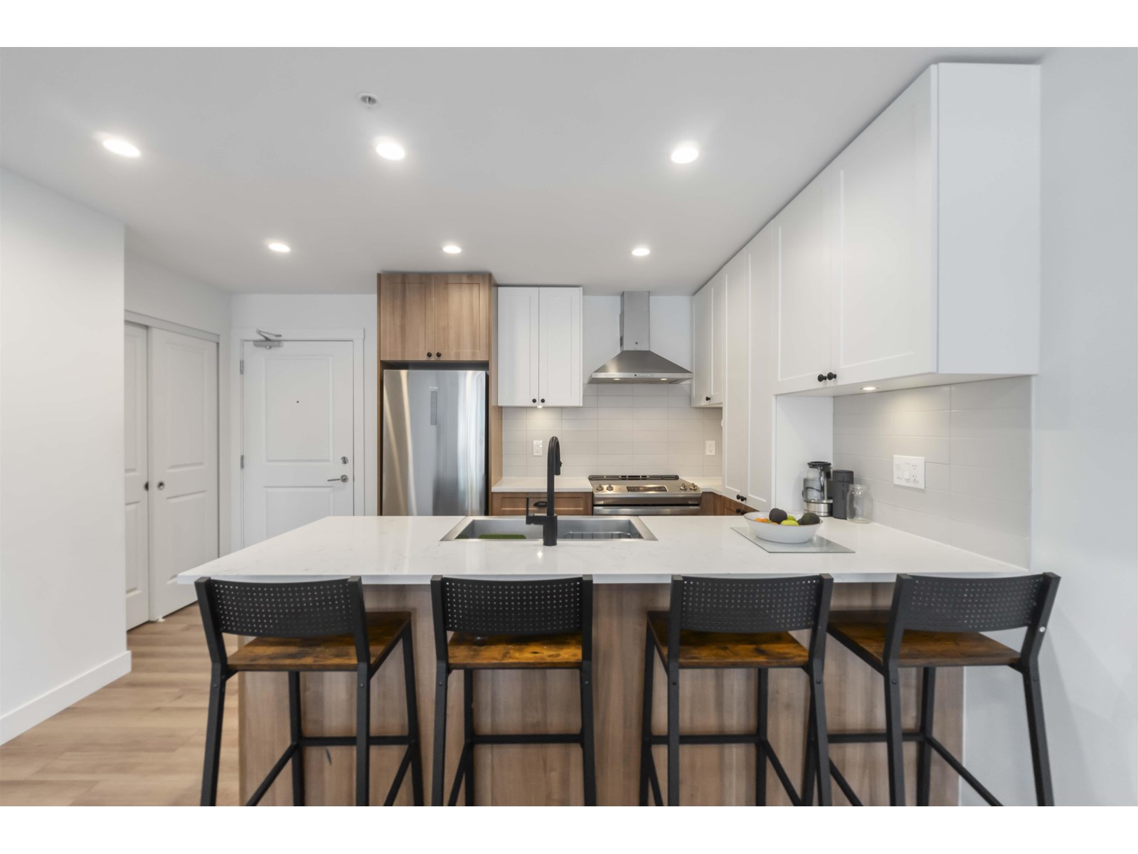 Photo 15 of A 413 20487 65 Avenue, Langley BC