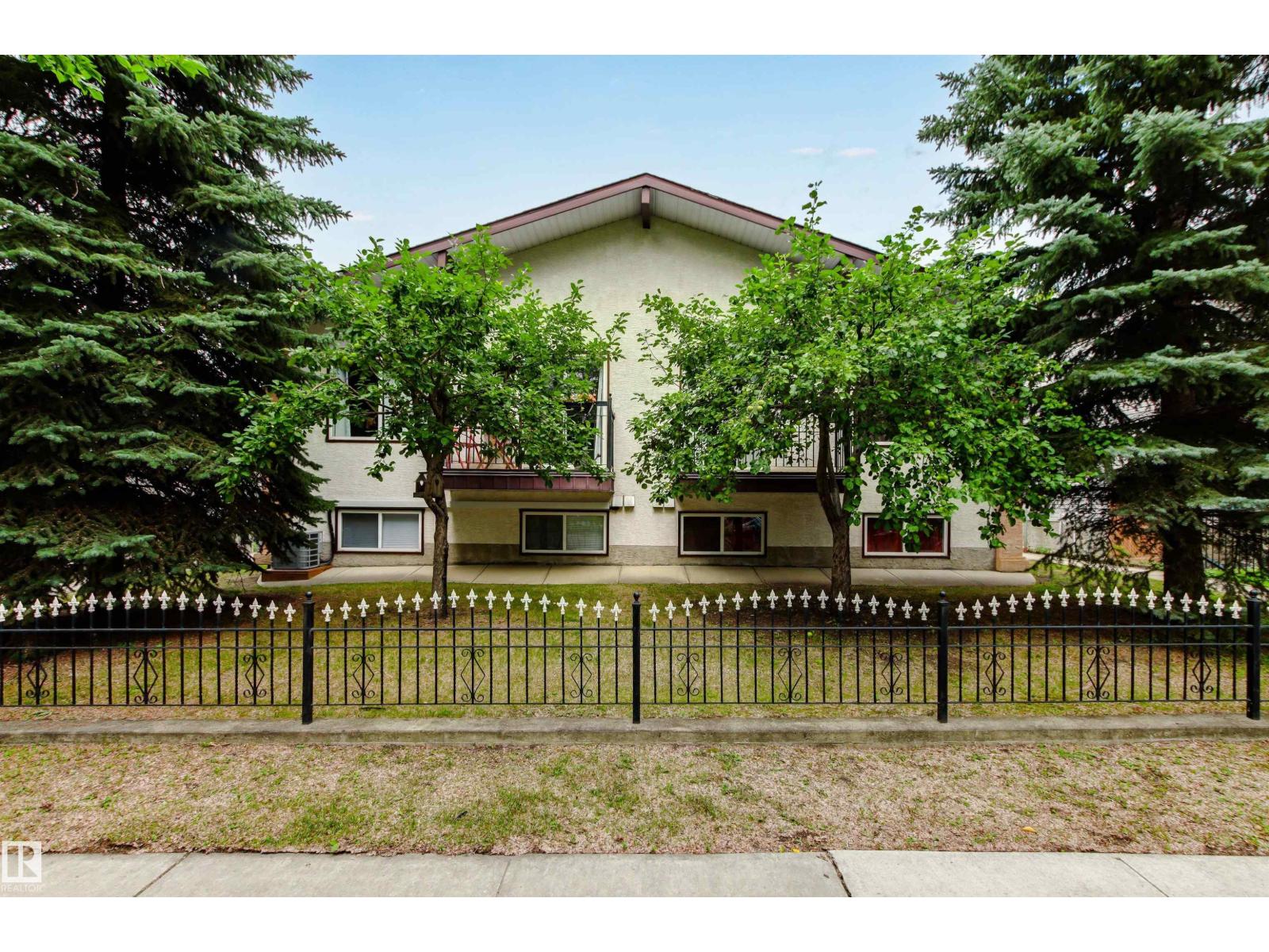 Photo 49 of 2 8314 81 Av Nw, Edmonton AB