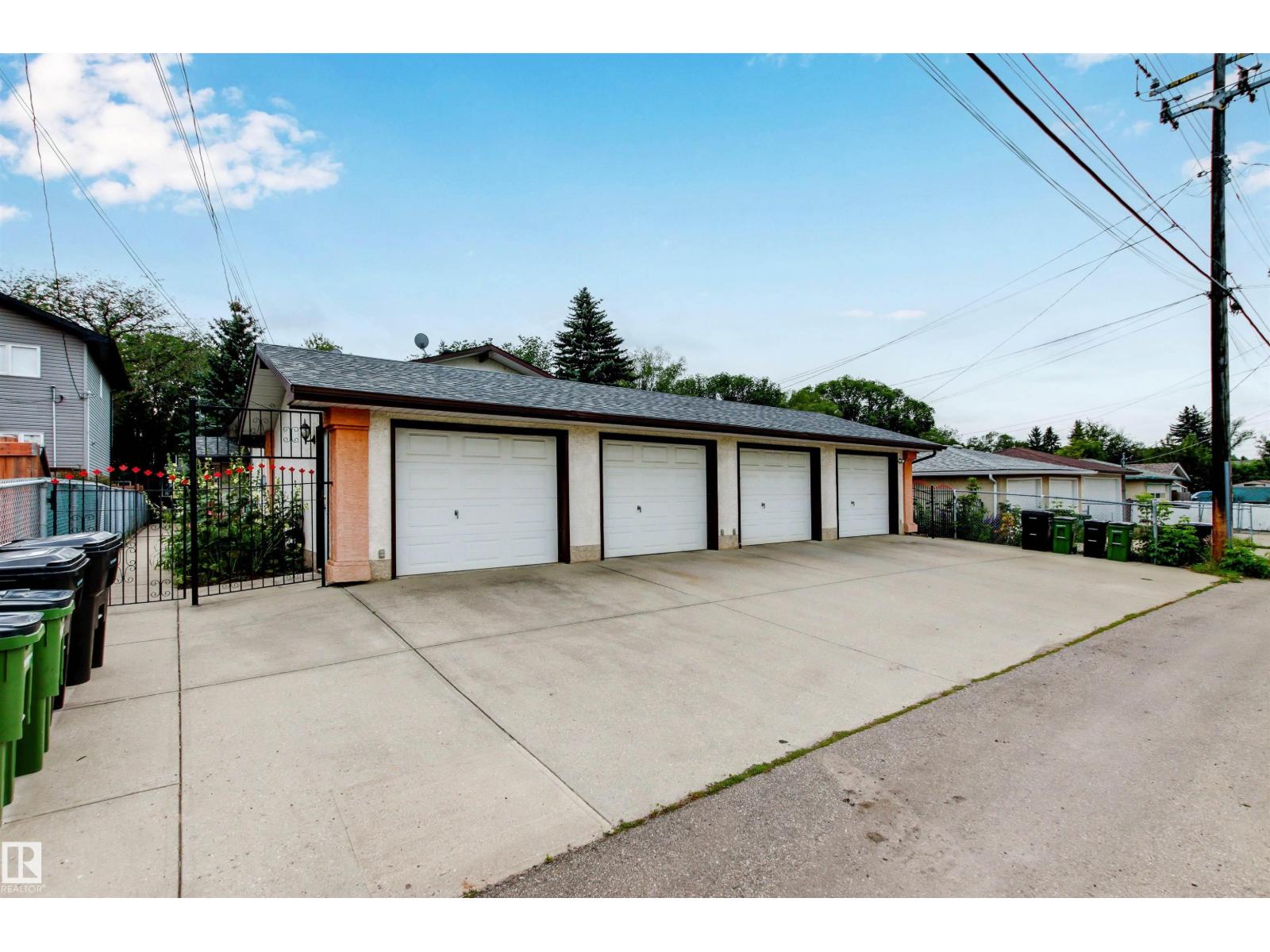 Photo 58 of 2 8314 81 Av Nw, Edmonton AB
