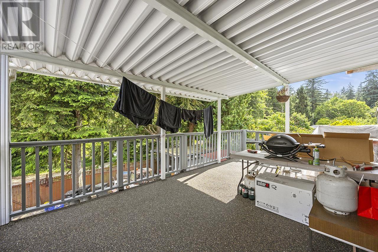 Photo 14 of 7983 Suncrest Drive, Burnaby BC