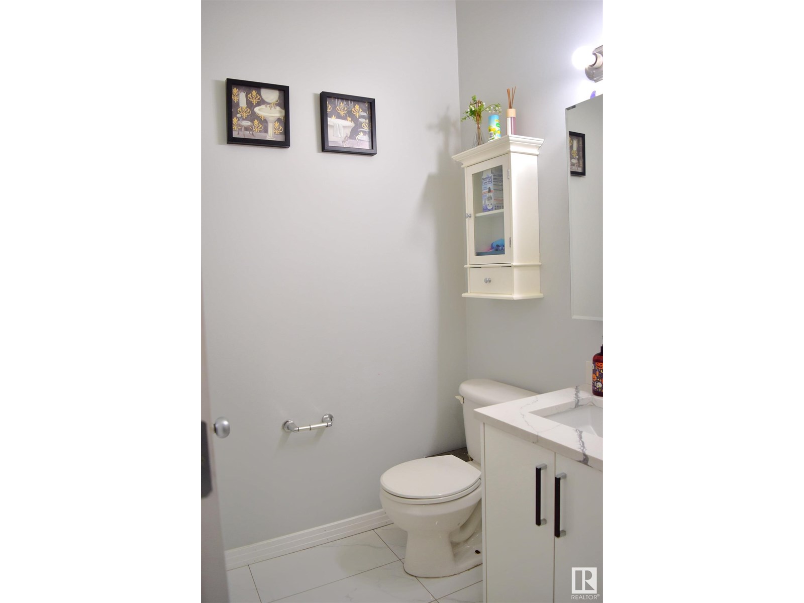 Photo 10 of 315 Wild Rose Wy Nw, Edmonton AB