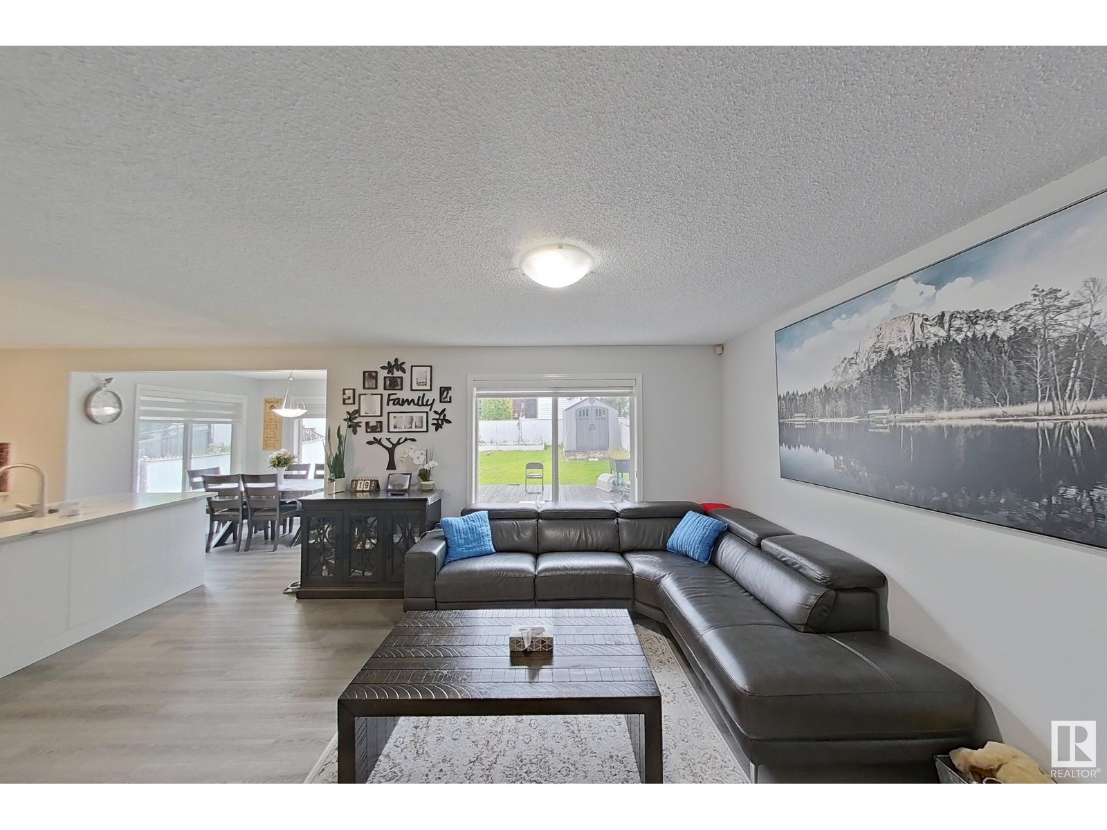 Photo 5 of 315 Wild Rose Wy Nw, Edmonton AB