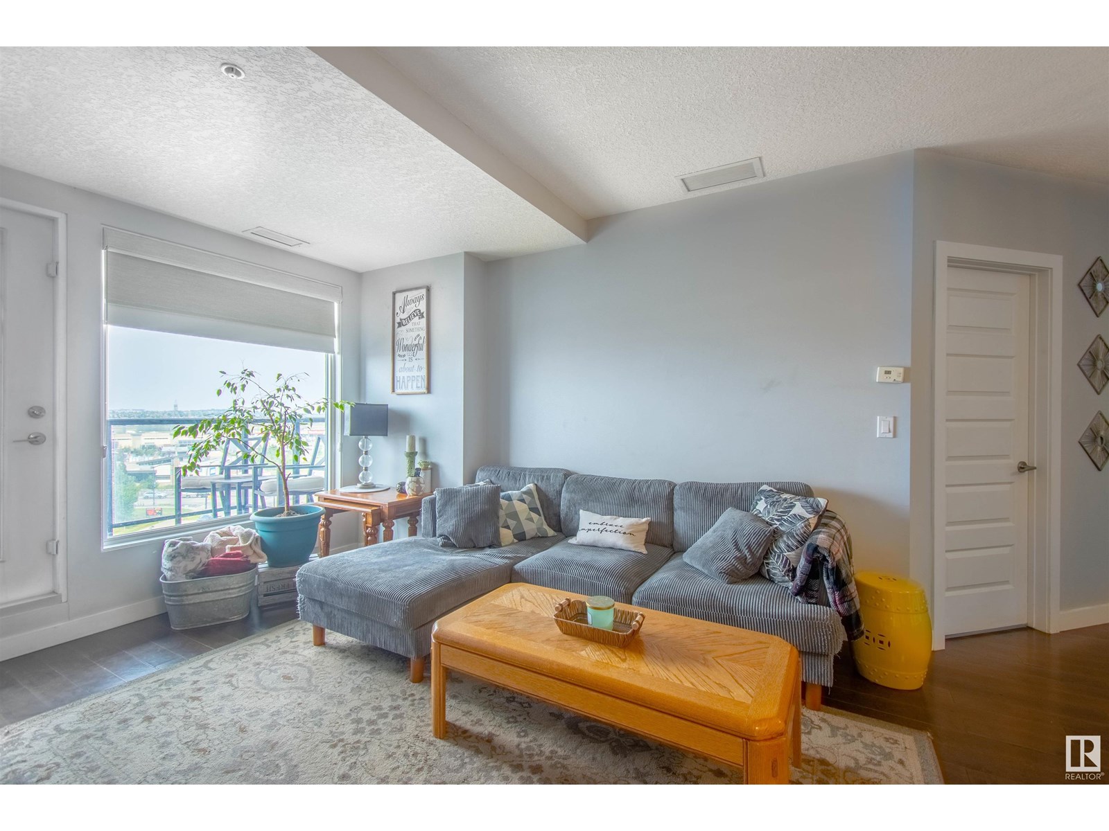 Photo 9 of 731 5151 Windermere Bv Nw, Edmonton AB