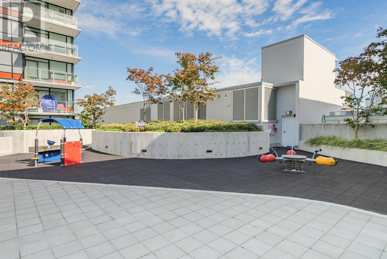 Photo 17 of 610 5508 Hollybridge Way, Richmond BC