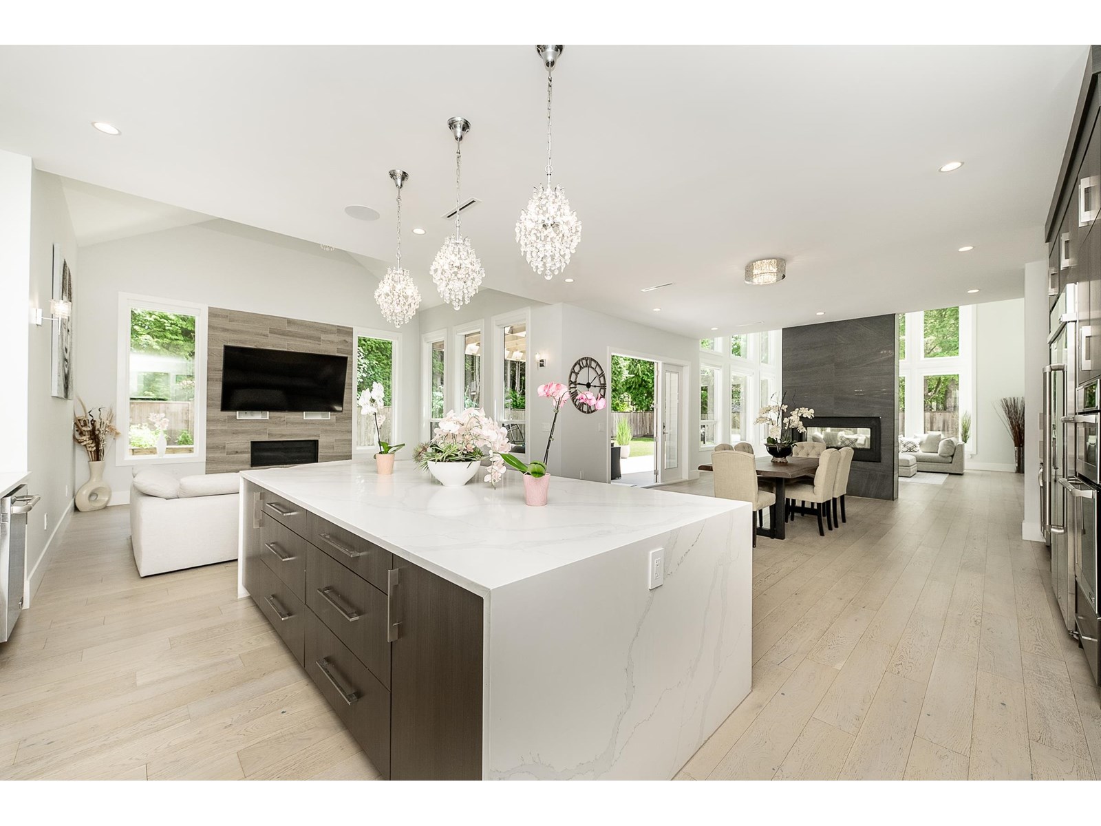 Photo 14 of 4014 204 A Street, Langley BC