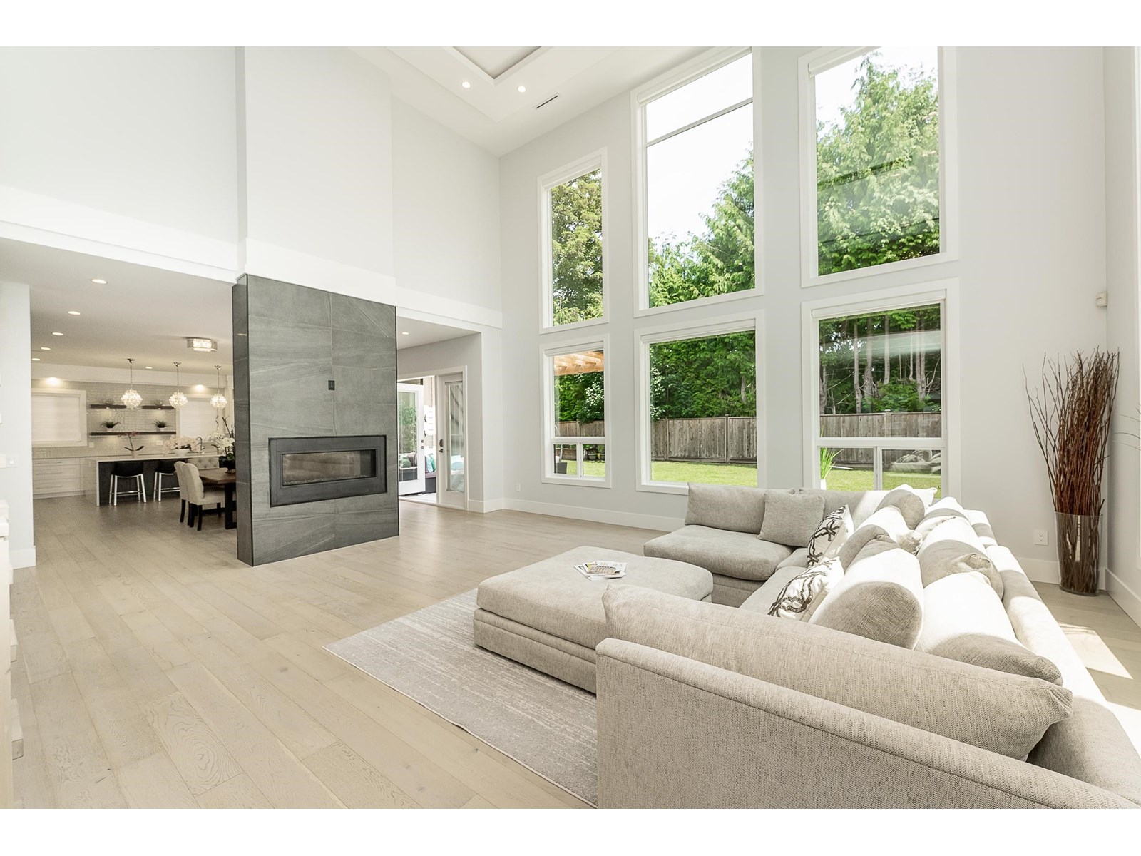 Photo 9 of 4014 204 A Street, Langley BC