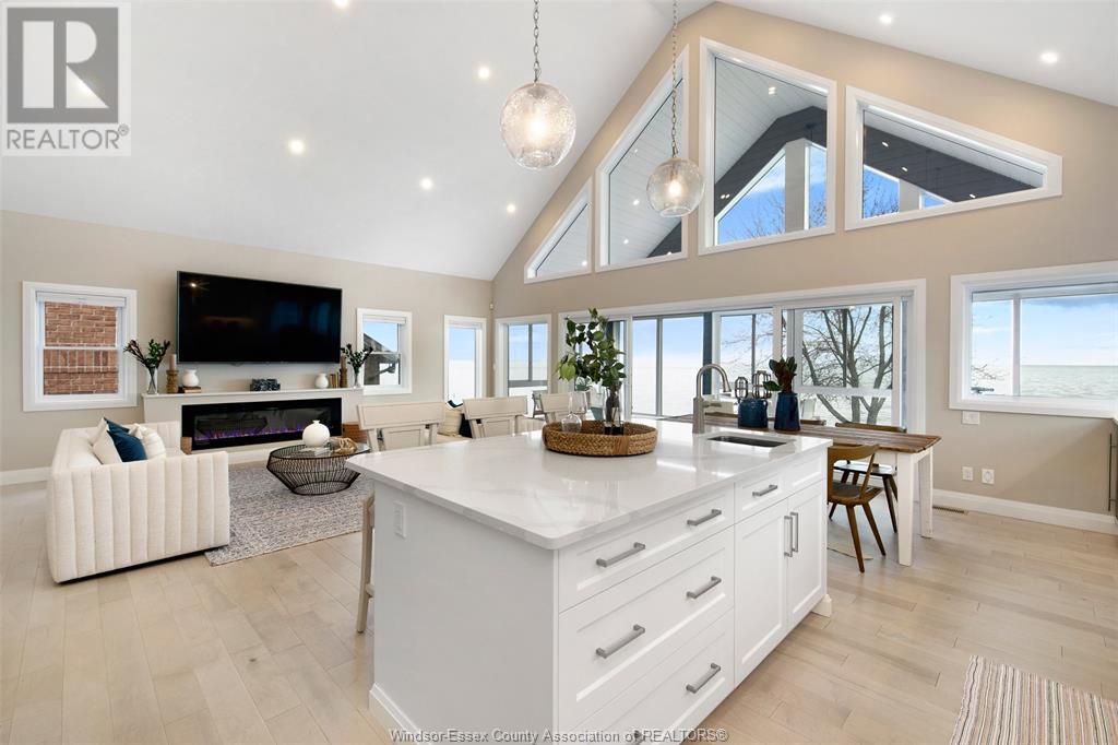 Photo 17 of 1696 Caille Avenue, Lakeshore ON