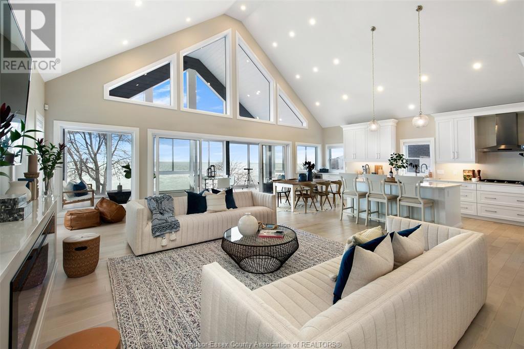 Photo 18 of 1696 Caille Avenue, Lakeshore ON