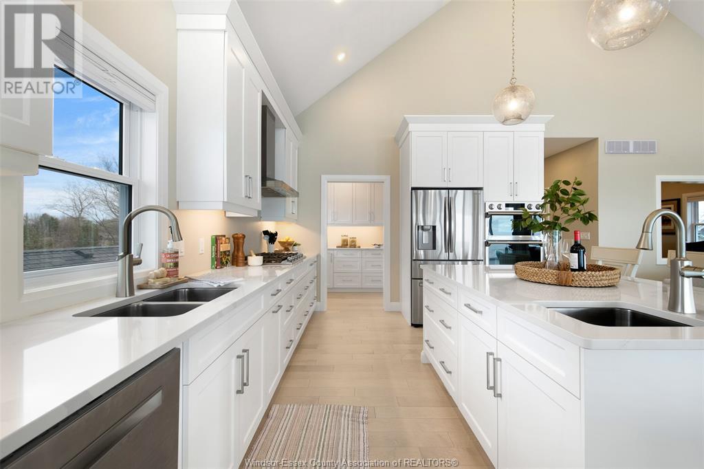Photo 23 of 1696 Caille Avenue, Lakeshore ON