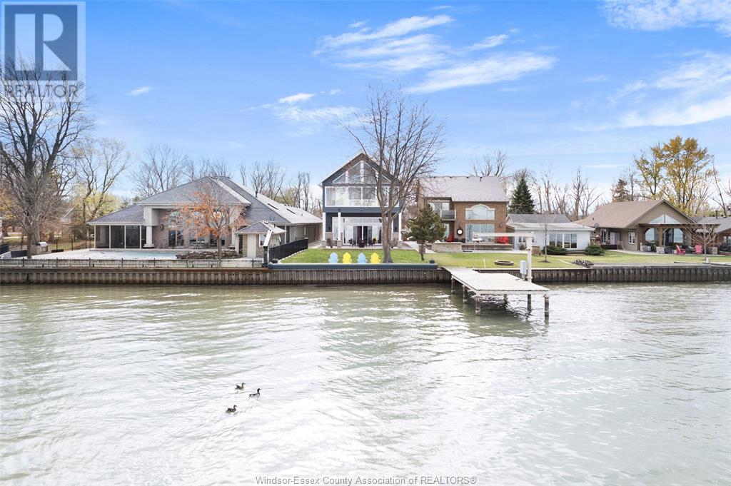 Photo 8 of 1696 Caille Avenue, Lakeshore ON