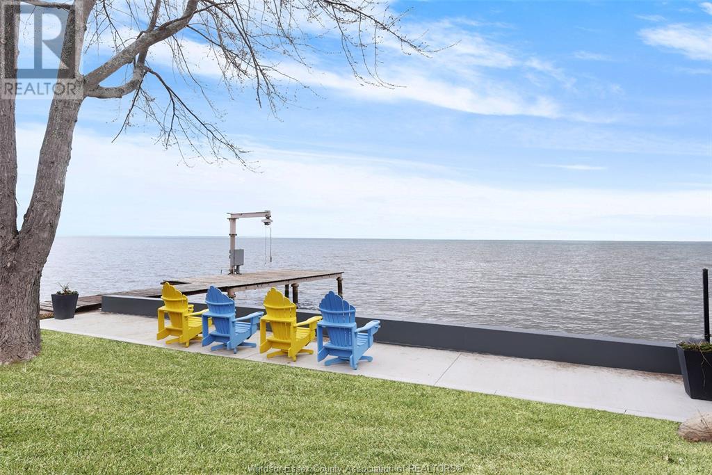 Photo 9 of 1696 Caille Avenue, Lakeshore ON