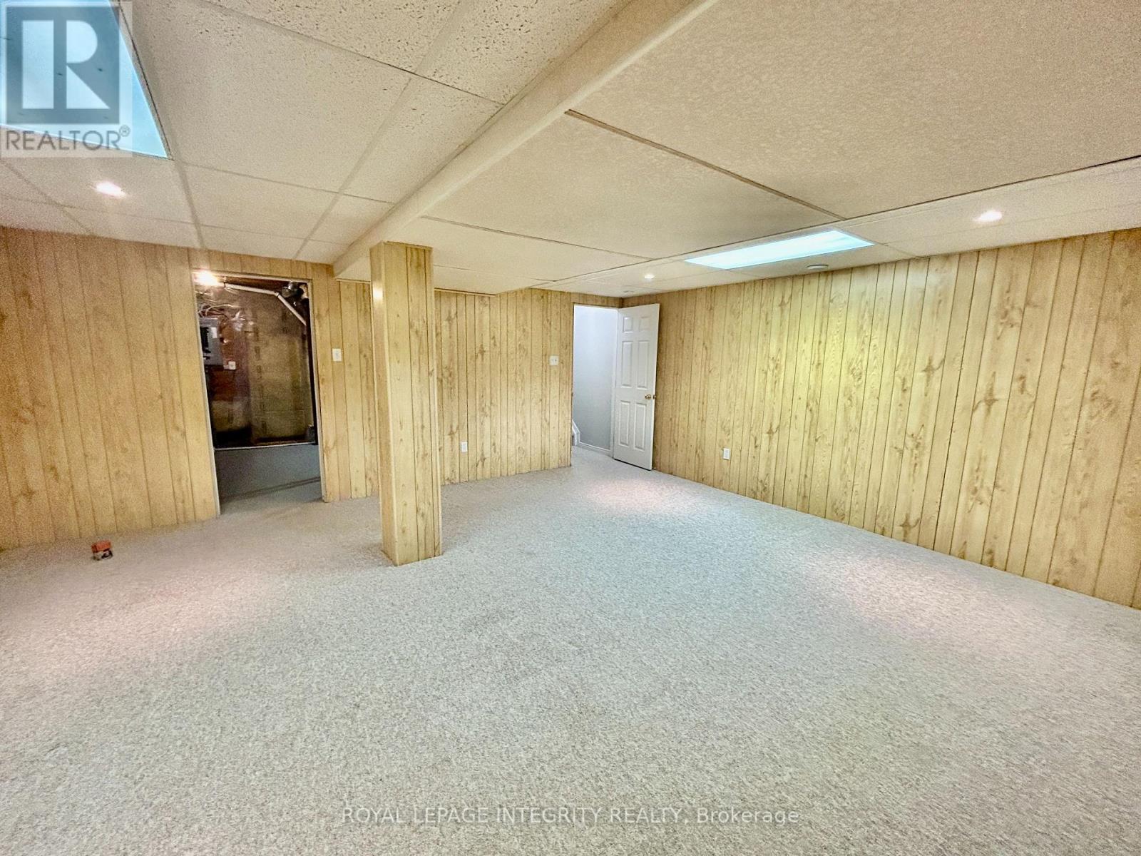 Photo 23 of 19 Cohen Avenue, Ottawa ON