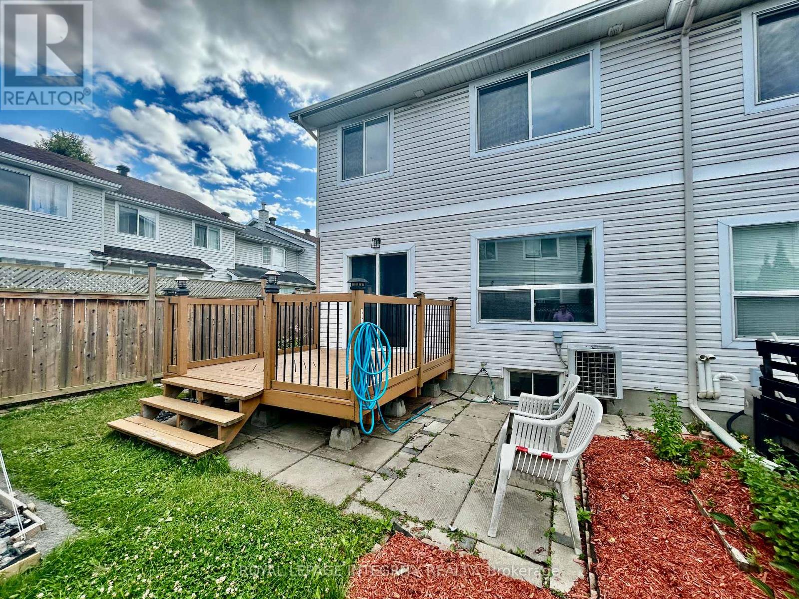 Photo 25 of 19 Cohen Avenue, Ottawa ON