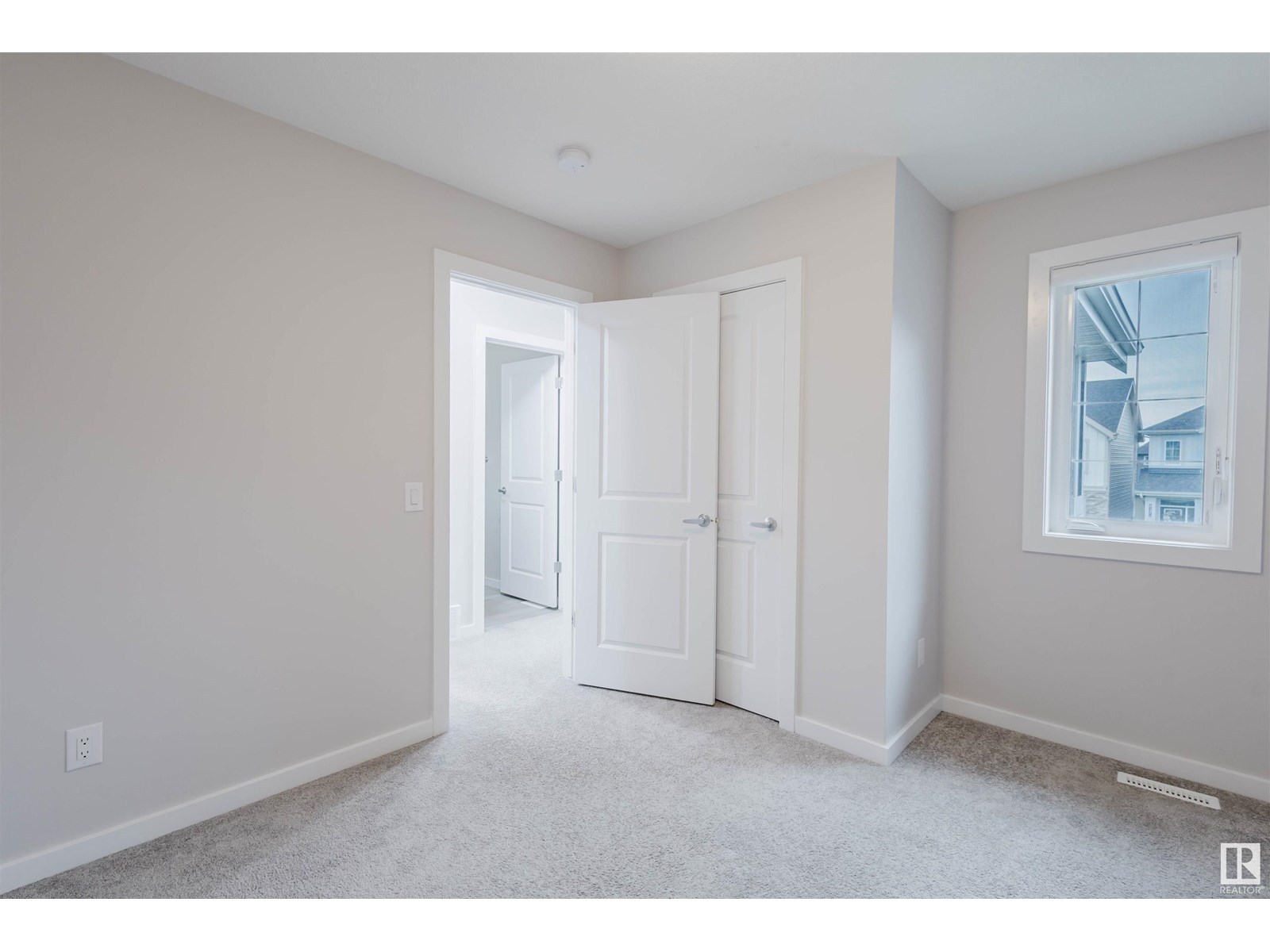 Photo 25 of 8130 226 A St Nw, Edmonton AB