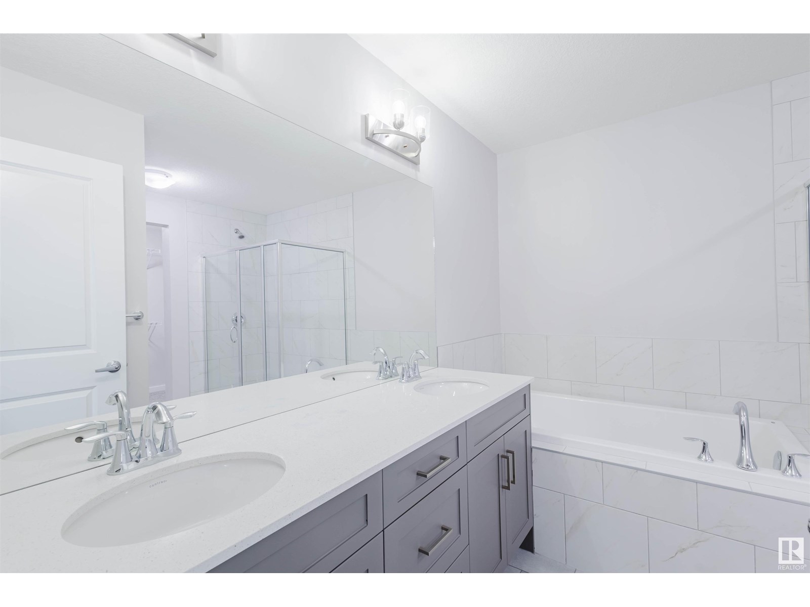 Photo 35 of 8130 226 A St Nw, Edmonton AB