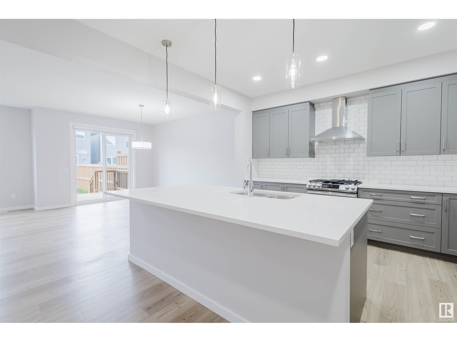 Photo 8 of 8130 226 A St Nw, Edmonton AB
