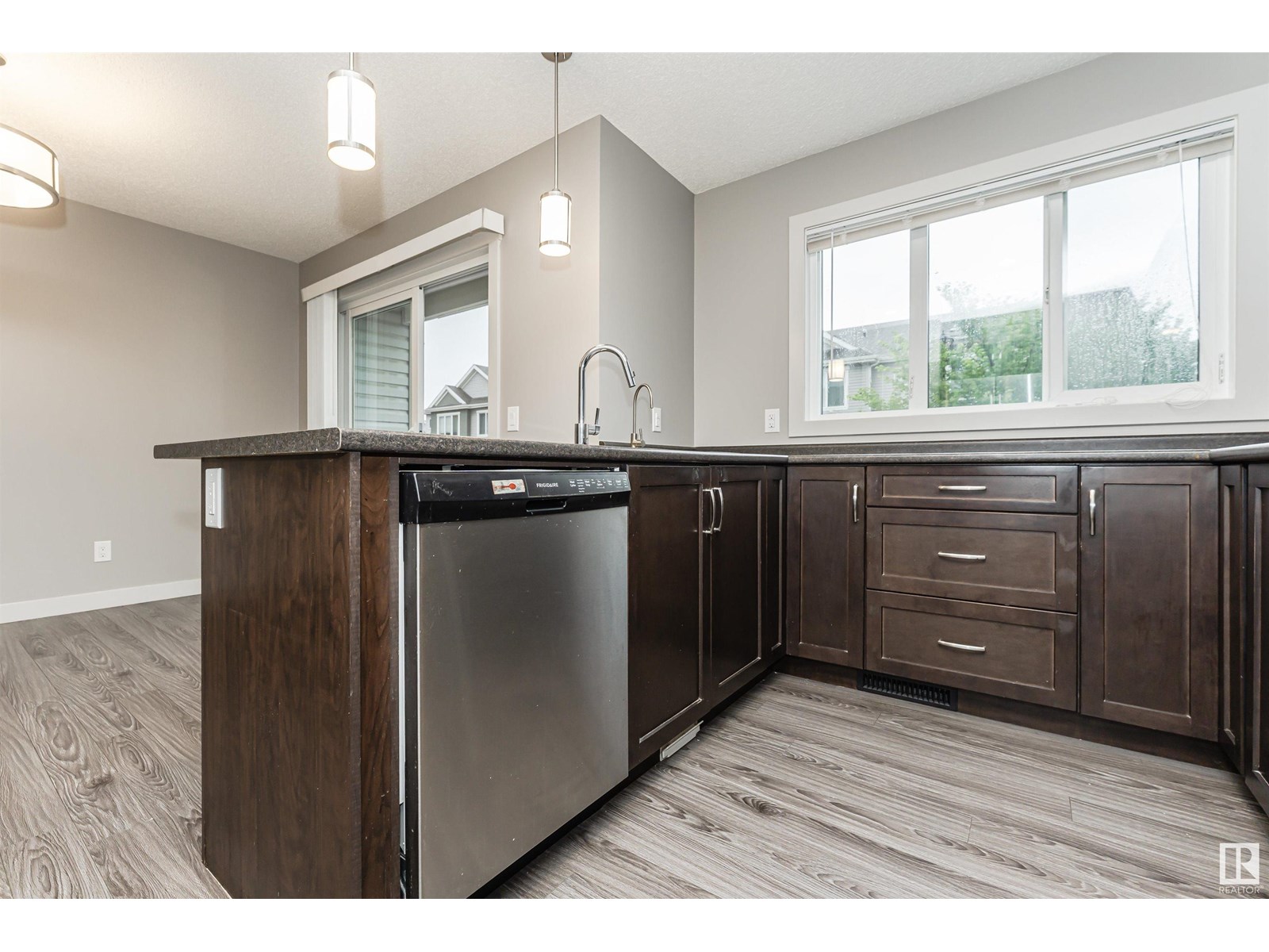 Photo 17 of 13 2121 Haddow Dr Nw, Edmonton AB