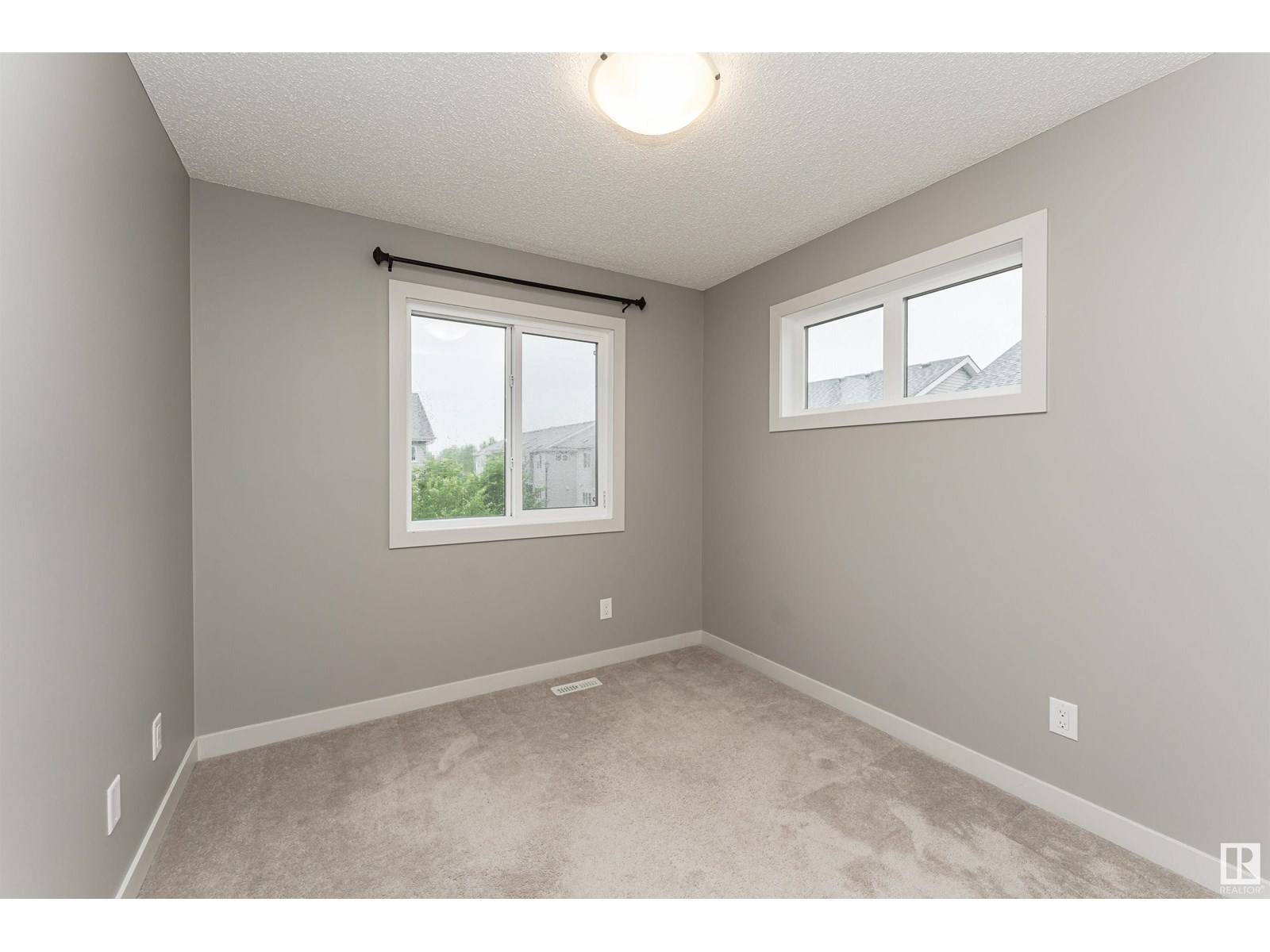 Photo 20 of 13 2121 Haddow Dr Nw, Edmonton AB