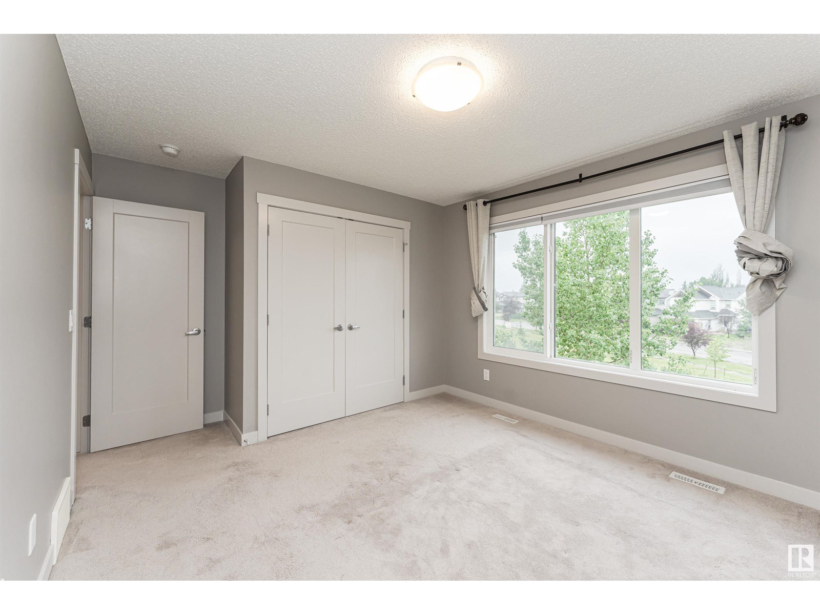 Photo 26 of 13 2121 Haddow Dr Nw, Edmonton AB