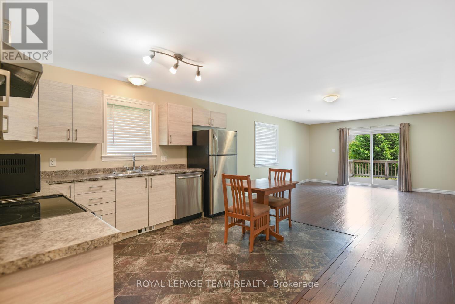 Photo 14 of 361 Fischl Drive E, Prescott ON