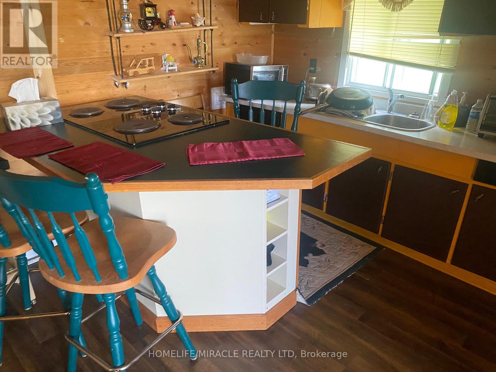 #1 & 2 211 DUNNETTE LANDING ROAD - 16