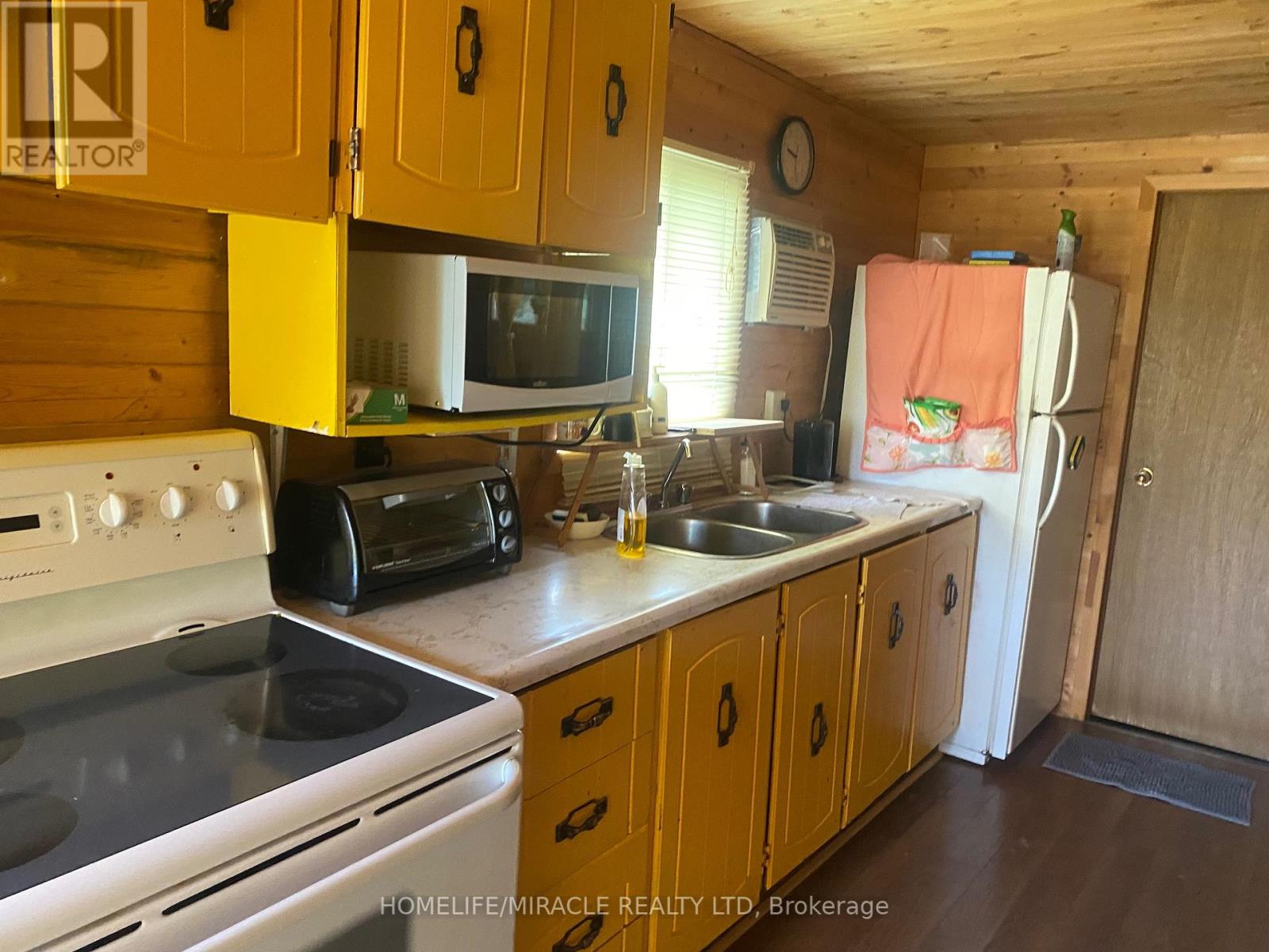 #1 & 2 211 DUNNETTE LANDING ROAD - 19