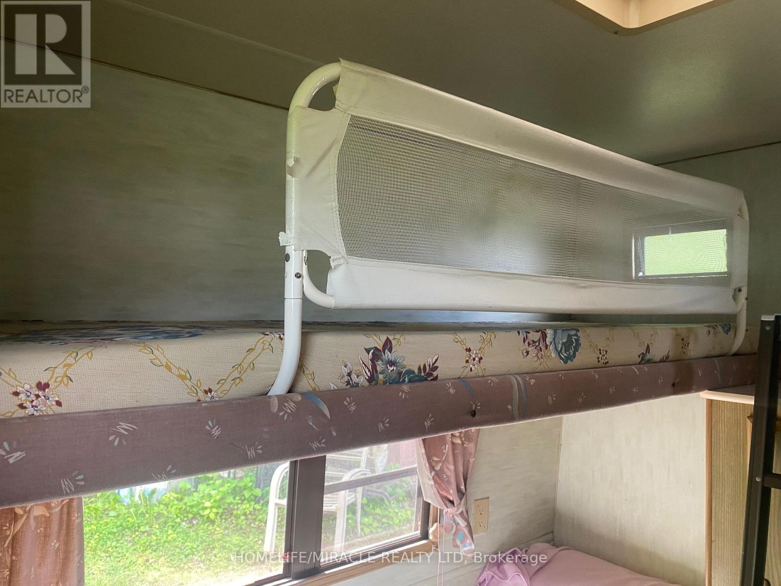 #1 & 2 211 DUNNETTE LANDING ROAD - 27