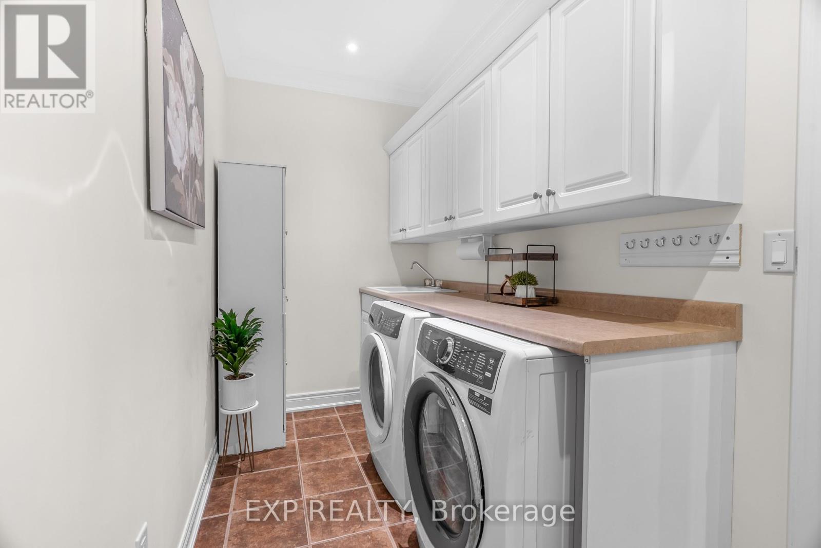 Photo 16 of 3300 Charleston Drive, Fort Erie ON