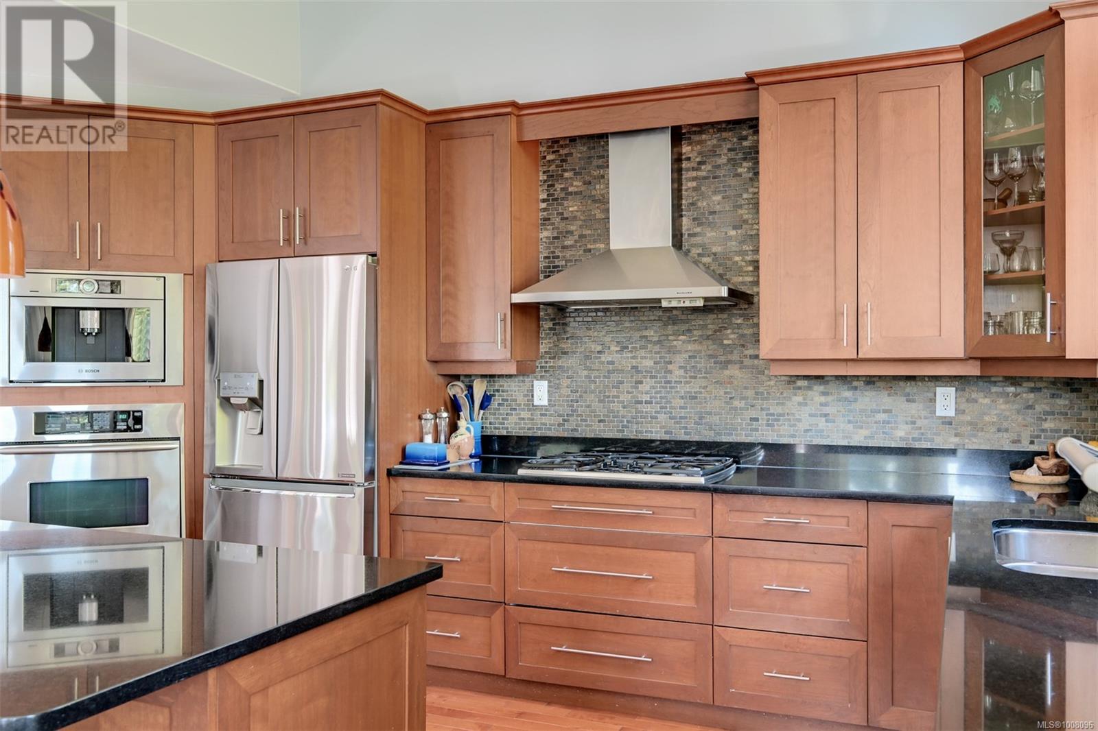 6799 Jedora Dr, Central Saanich