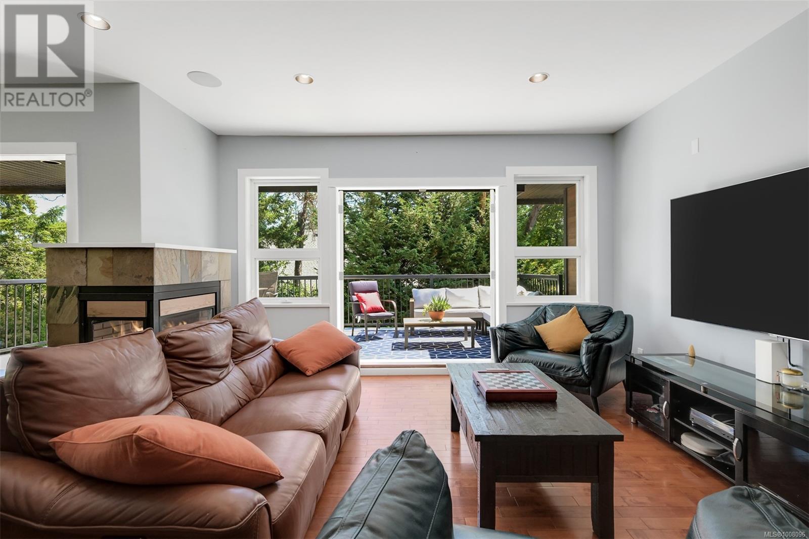 6799 Jedora Dr, Central Saanich