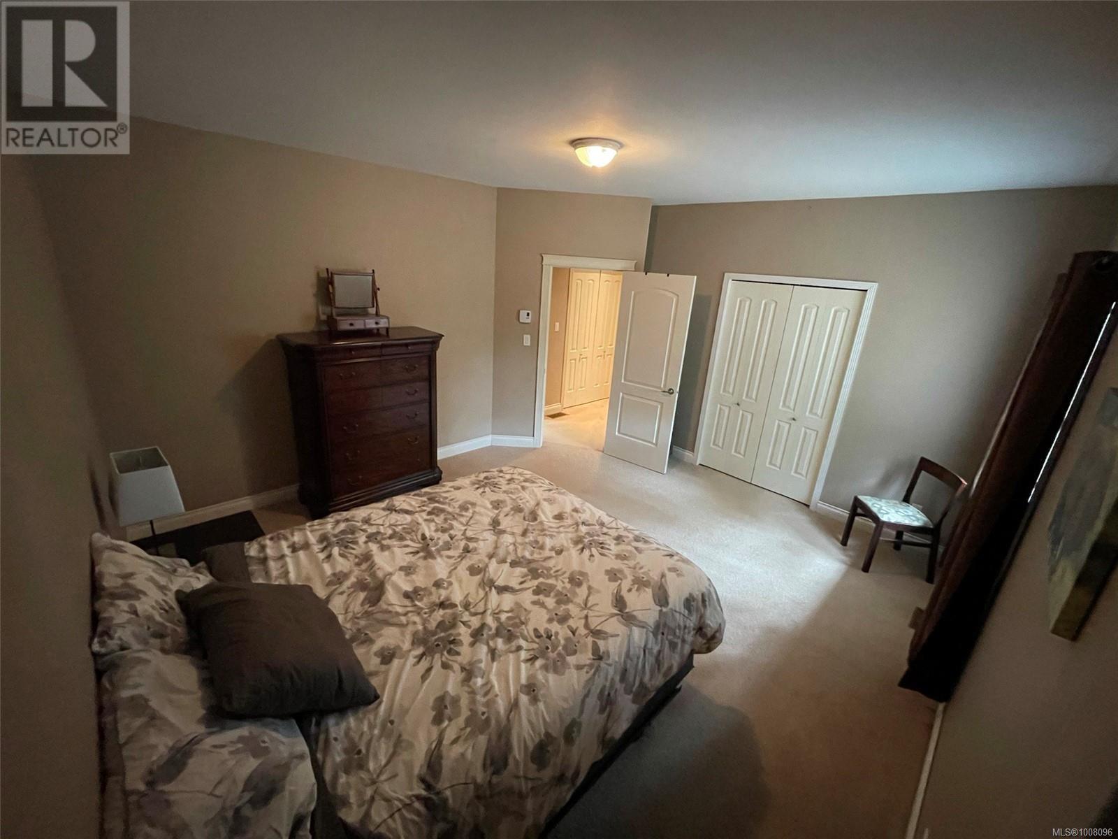 6799 Jedora Dr, Central Saanich