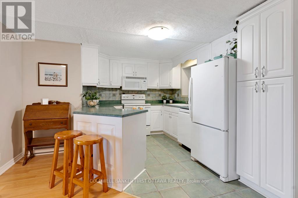 Photo 10 of 160 Mcveety Road, Drummond North Elmsley ON
