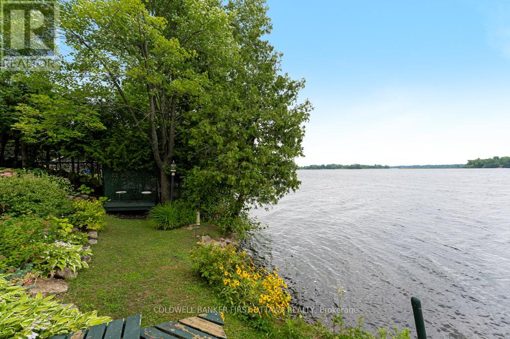 Photo 4 of 160 Mcveety Road, Drummond North Elmsley ON