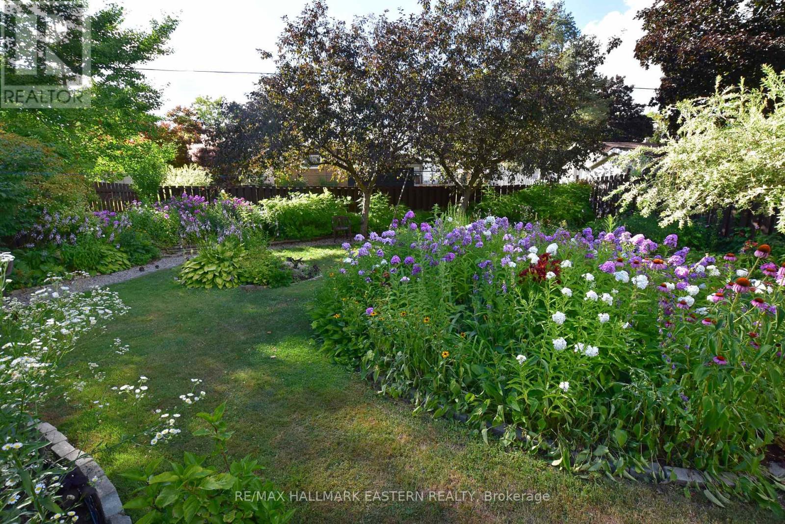 Photo 22 of 276 Greenlawn Avenue, Peterborough North ON