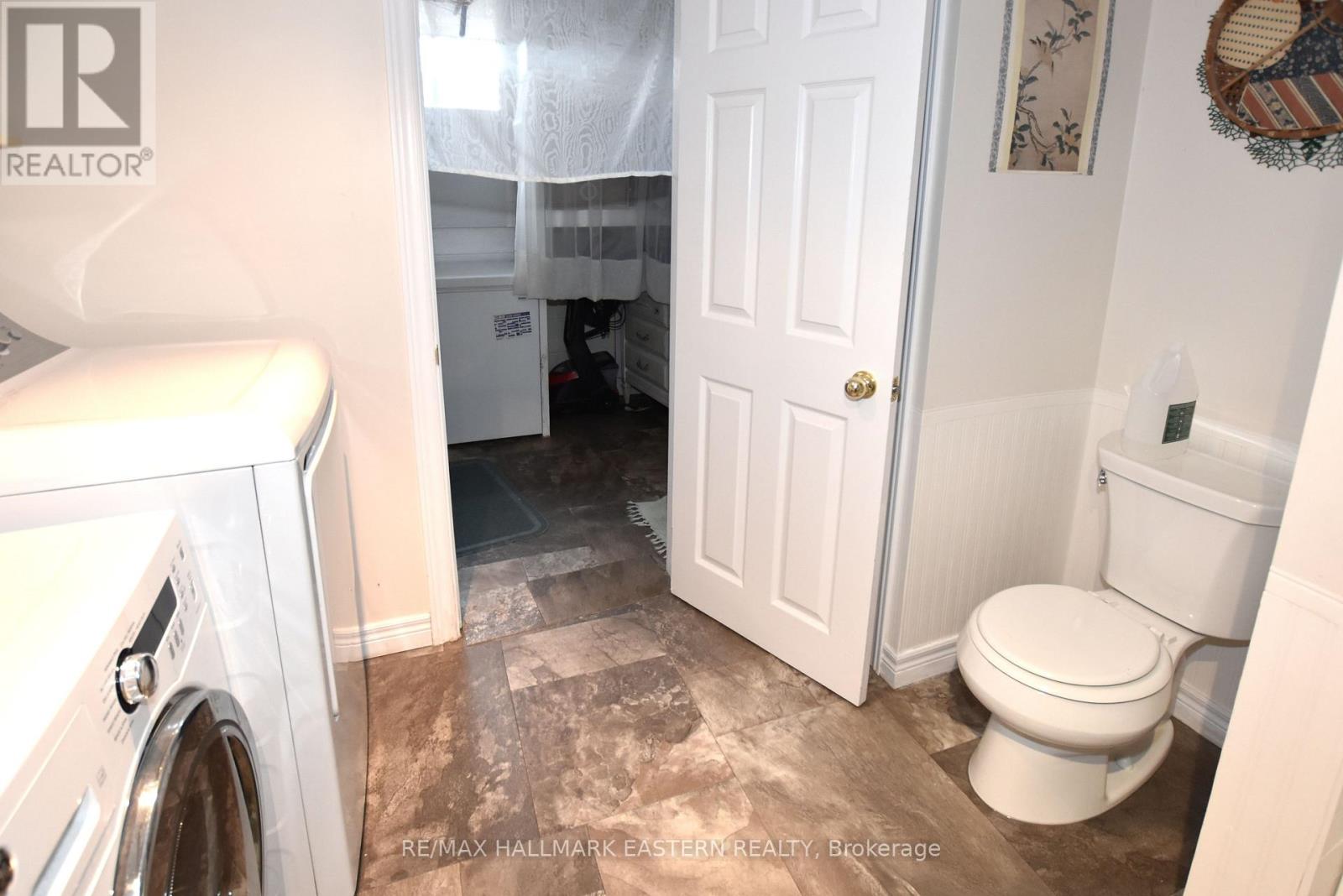 Photo 28 of 276 Greenlawn Avenue, Peterborough North ON