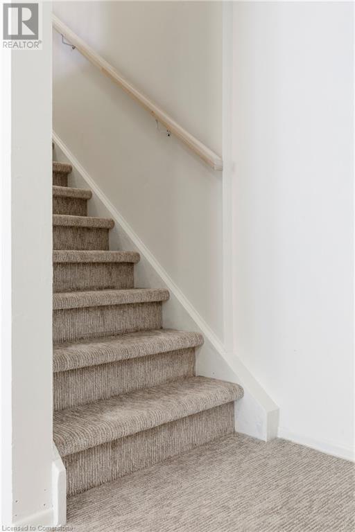 Photo 13 of 618 Francis Road, Burlington ON