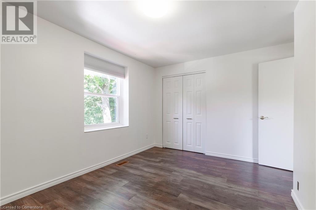 Photo 21 of 618 Francis Road, Burlington ON