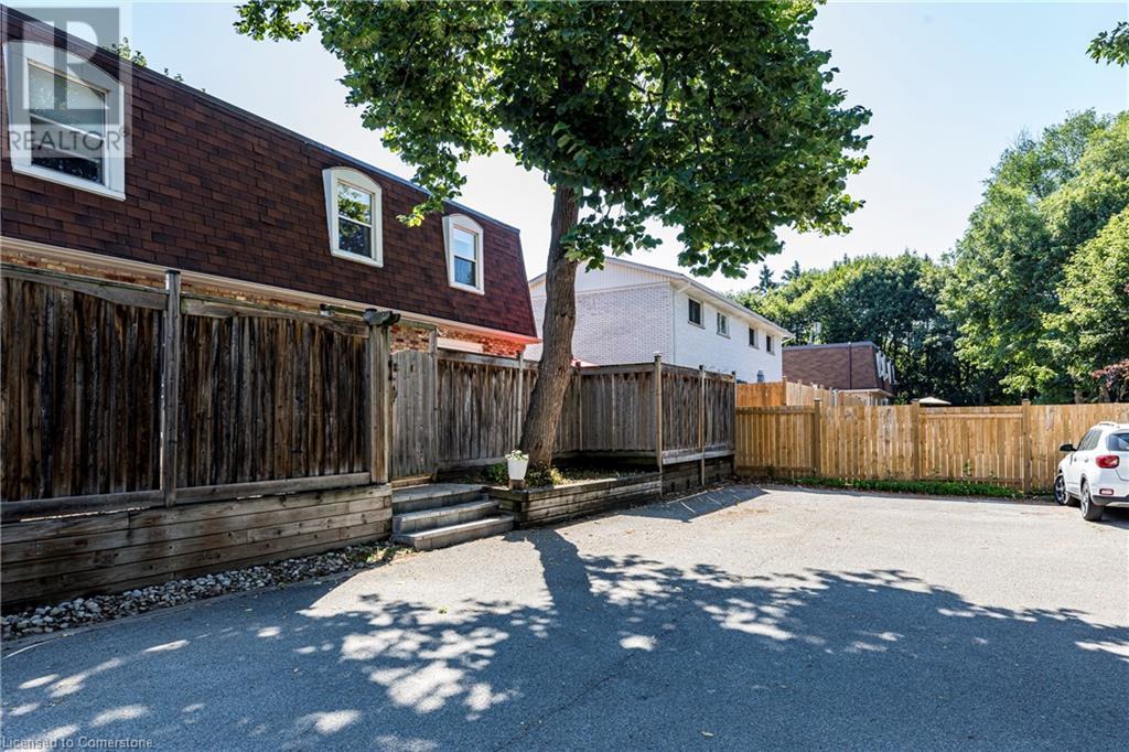 Photo 37 of 618 Francis Road, Burlington ON