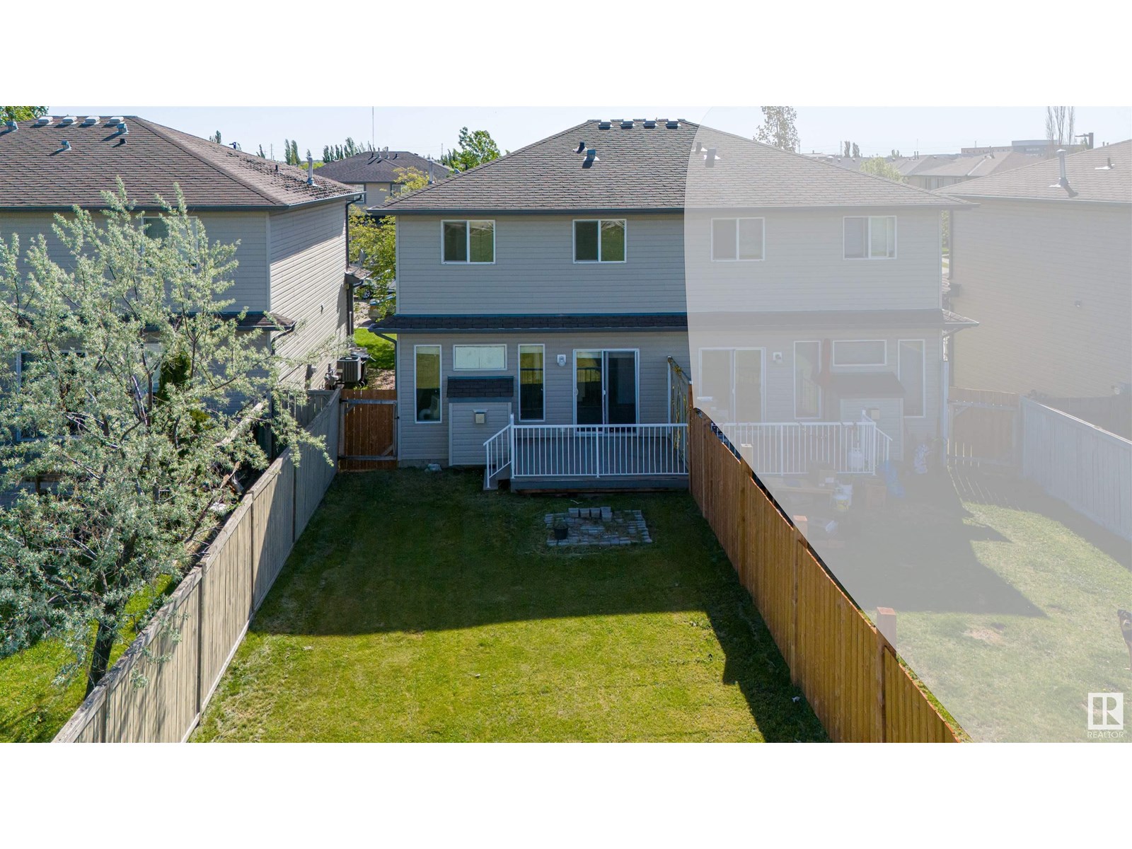 Photo 12 of 2832 26 Street Nw Nw, Edmonton AB