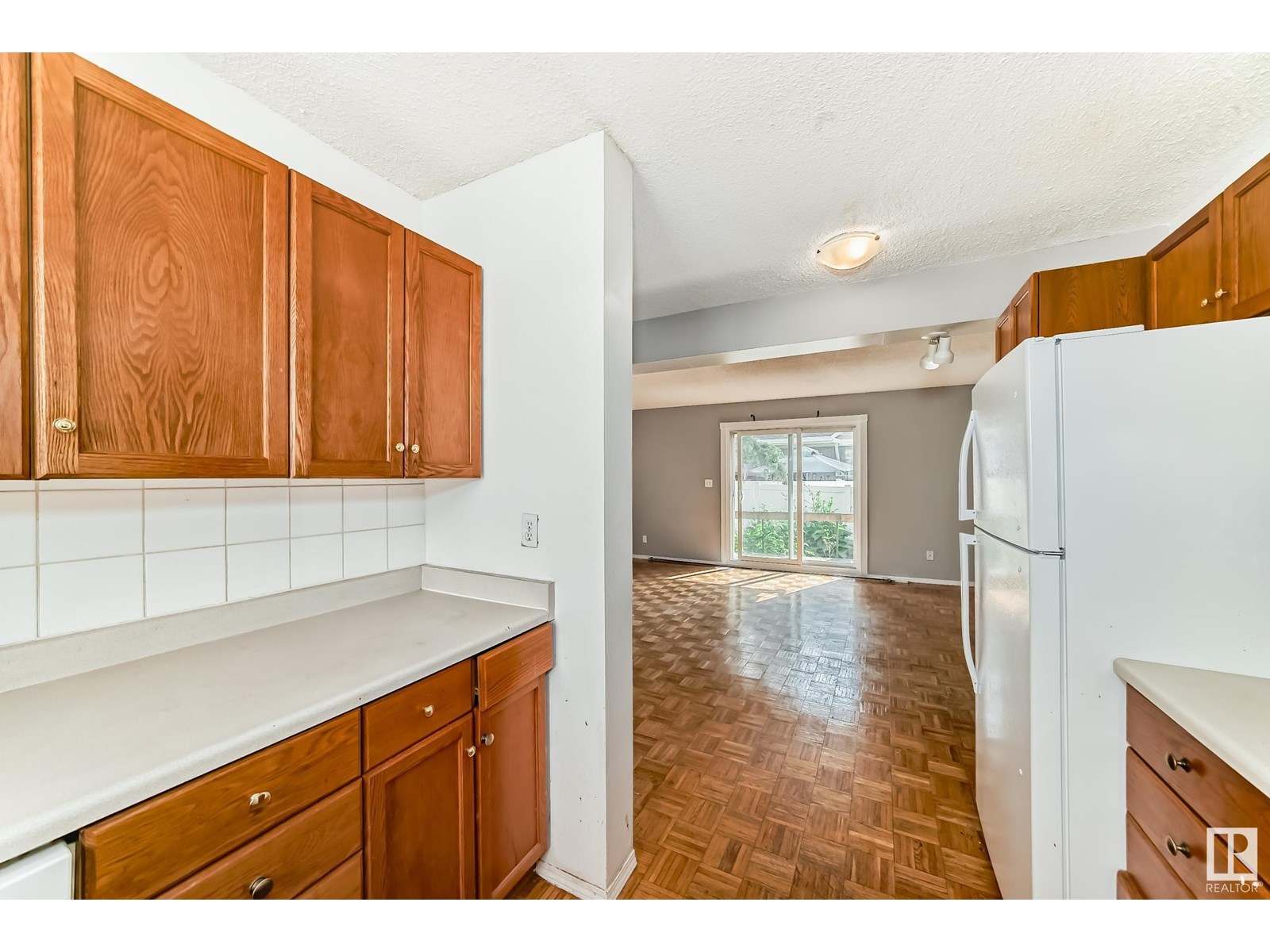 Photo 17 of 8217 182 St Nw, Edmonton AB