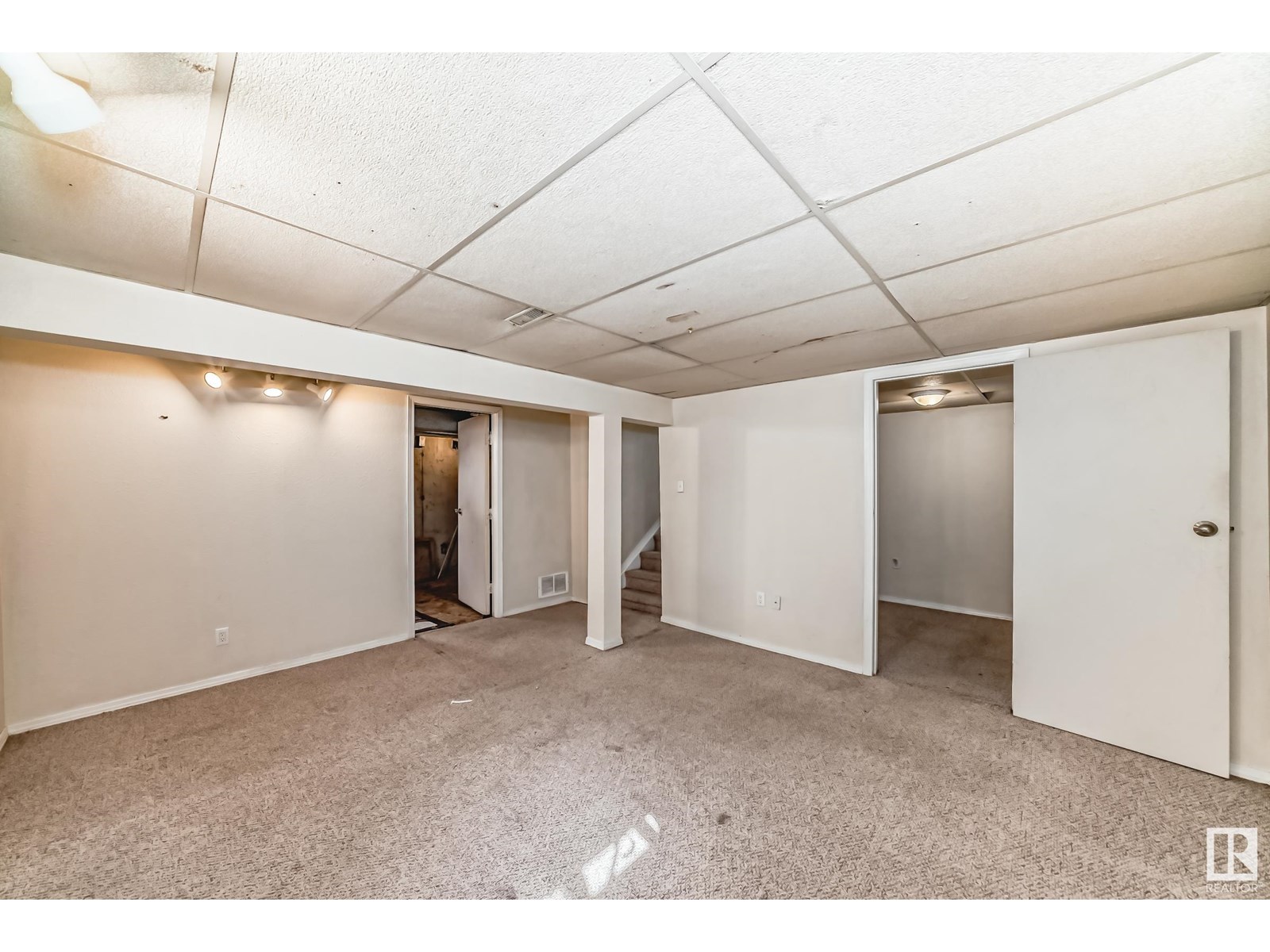 Photo 48 of 8217 182 St Nw, Edmonton AB