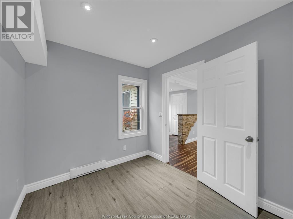Photo 11 of 674 Eugenie Street East, Windsor ON