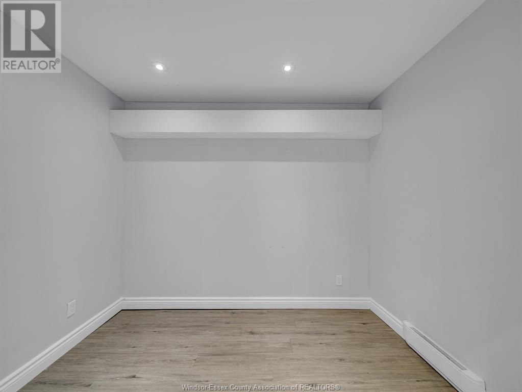 Photo 10 of 674 Eugenie Street East, Windsor ON