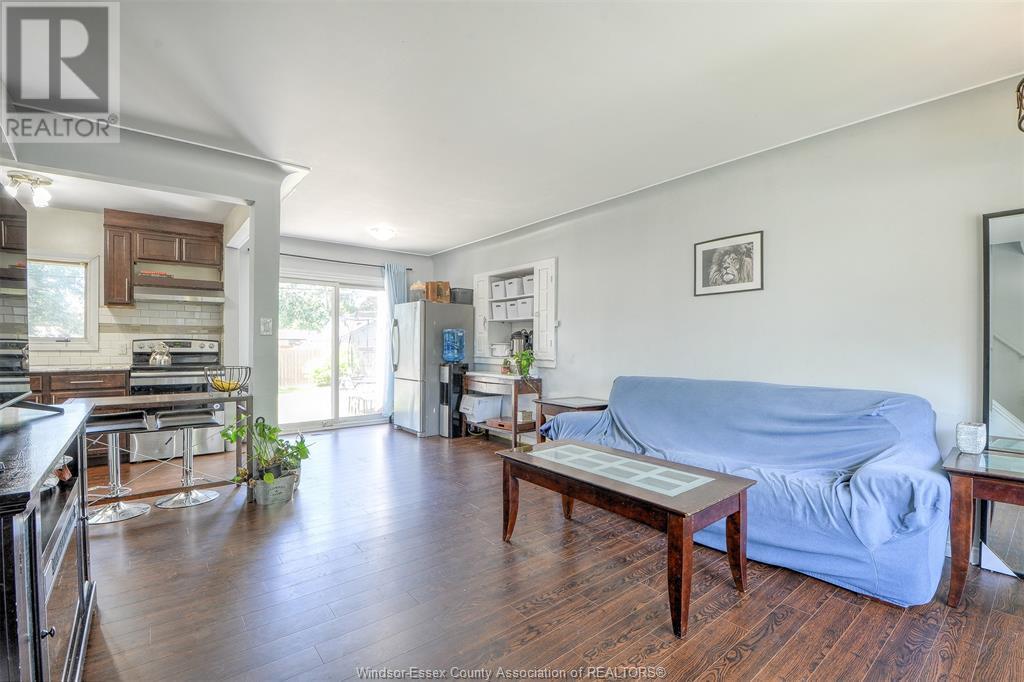 Photo 9 of 3065 Radisson Avenue, Windsor ON