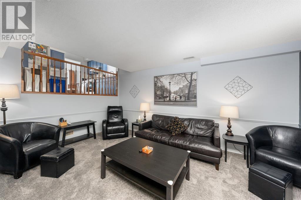 Photo 16 of 1254 Errol Road East, Sarnia ON