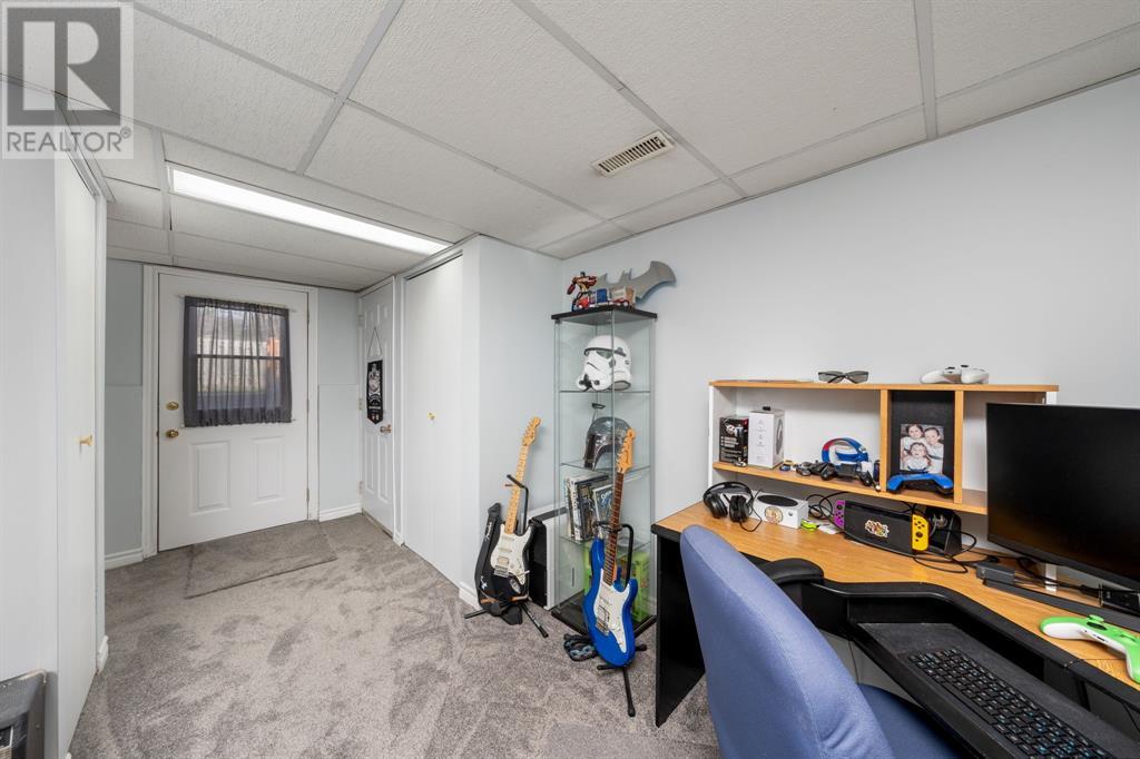 Photo 30 of 1254 Errol Road East, Sarnia ON