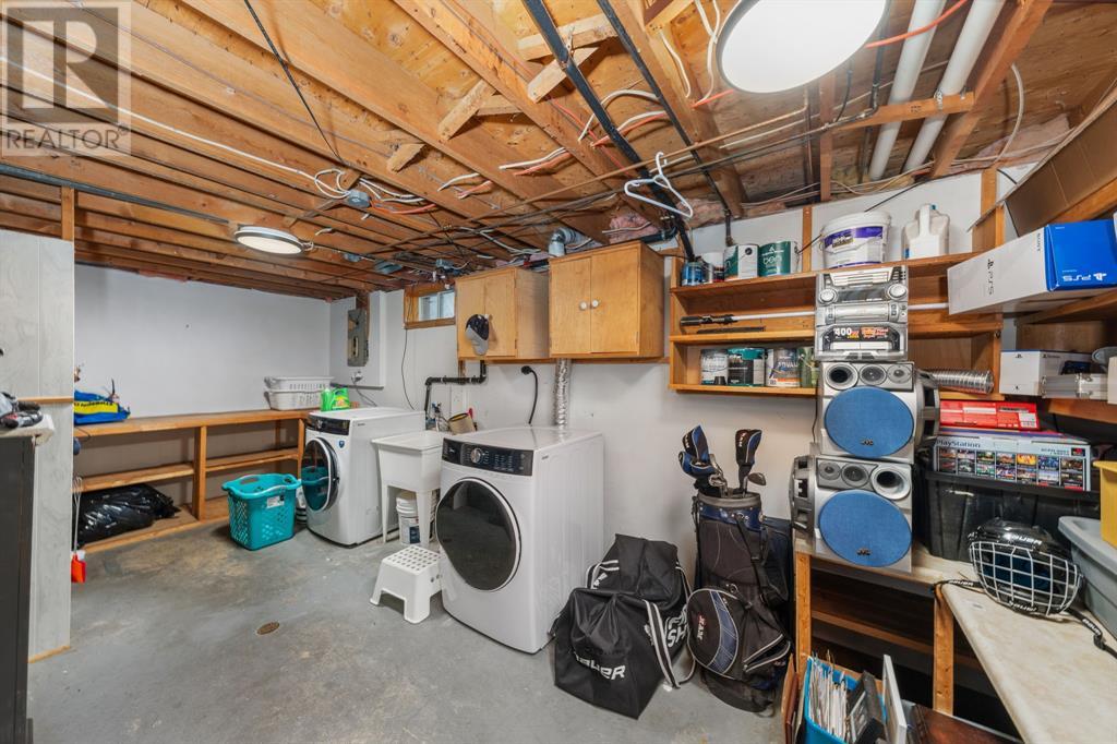 Photo 32 of 1254 Errol Road East, Sarnia ON