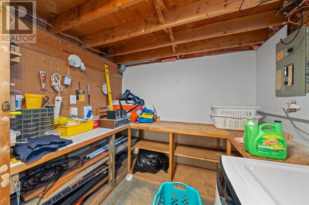 Photo 34 of 1254 Errol Road East, Sarnia ON